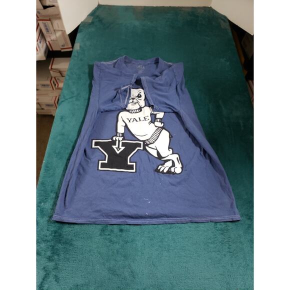 Yale University T-Shirt Mens Large Blue Bulldog Mascot Tee College Ivy League - Picture 6 of 9